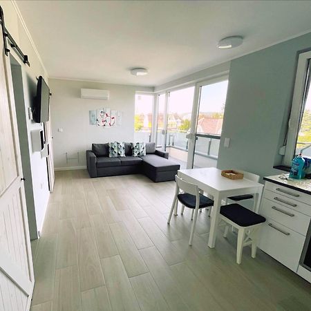 Lakeside Family & Studio Apartments Keszthely Extérieur photo