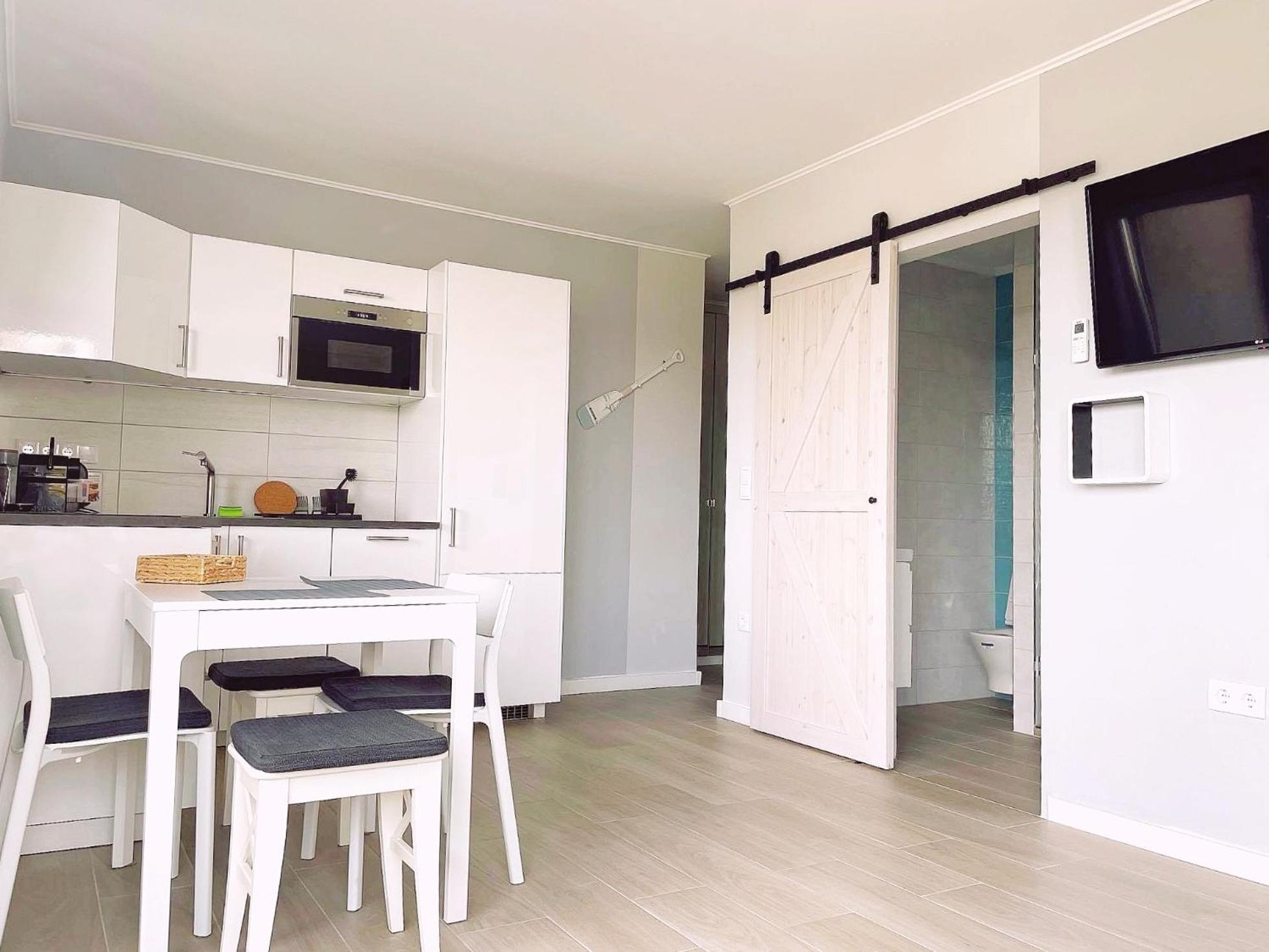 Lakeside Family & Studio Apartments Keszthely Extérieur photo